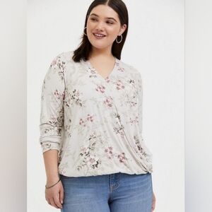Floral Torrid blouse size 2